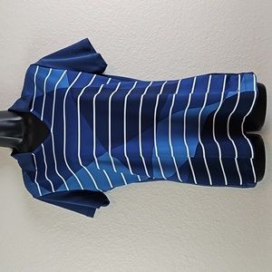 Nike | Women's Tour Performance DRI-FIT Slip-On Collar V-Neck Golf Tee Sz M